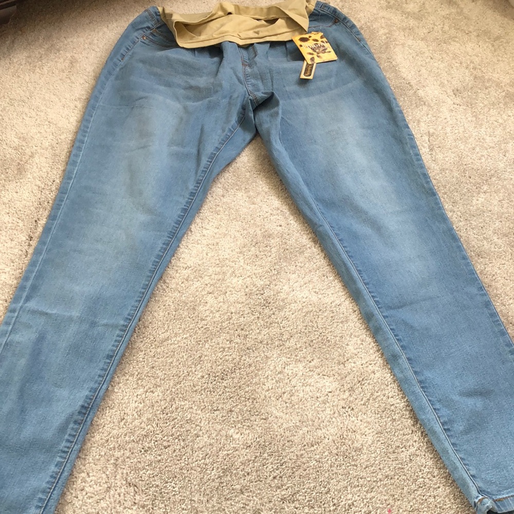 Maternity jeans